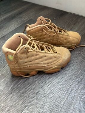 Toddler Jordan 13 Retro "Wheat" sneakers